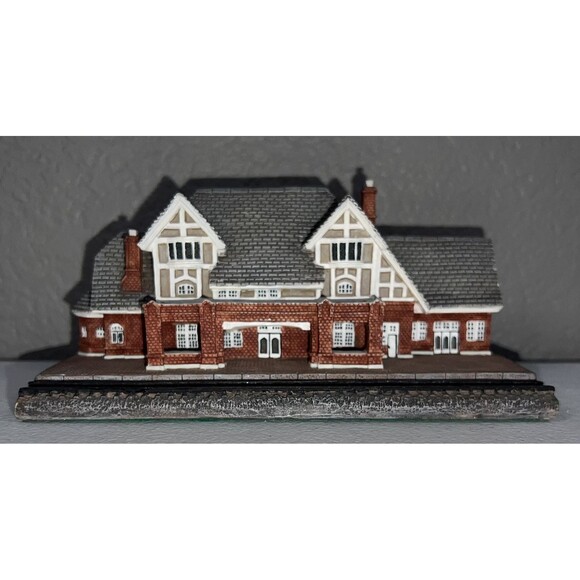 Danbury Mint "The Flagstaff" 1993 America's Historic Railways - Picture 1 of 6